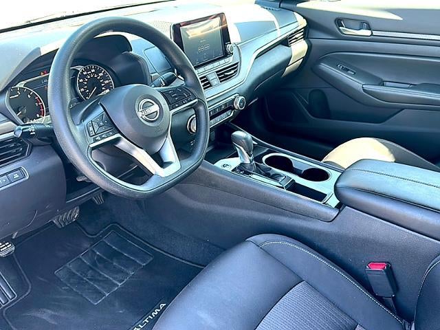 2024 Nissan Altima 2.5 SV Sedan