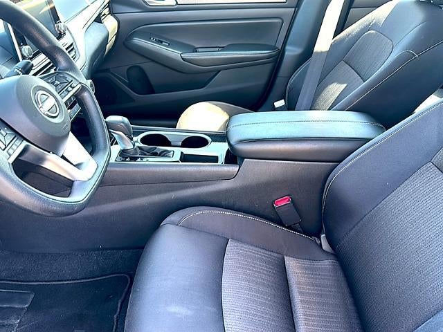 2024 Nissan Altima 2.5 SV Sedan