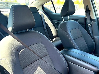 2024 Nissan Altima 2.5 SV Sedan