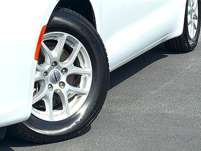 2022 Chrysler Pacifica Touring L FWD