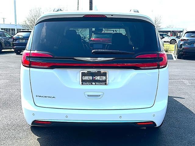 2022 Chrysler Pacifica Touring L FWD