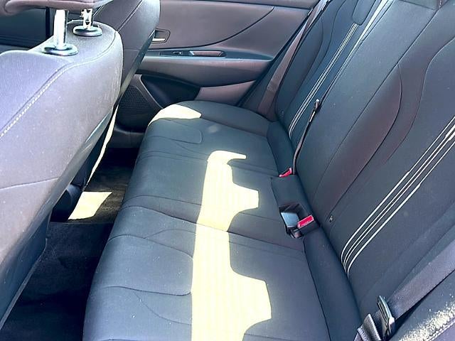 2024 Hyundai ELANTRA SEL IVT