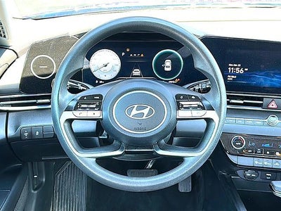 2024 Hyundai ELANTRA SEL IVT