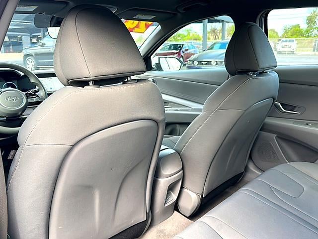 2024 Hyundai ELANTRA SEL IVT