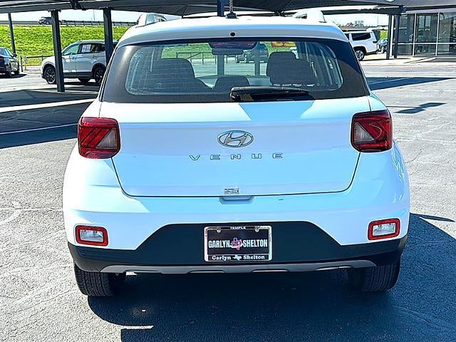 2025 Hyundai VENUE SEL IVT