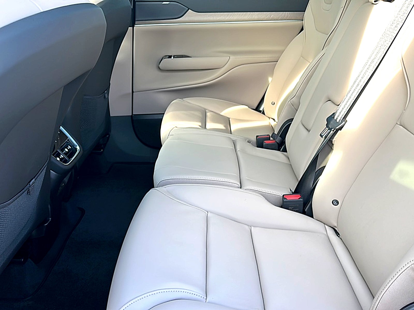 2026 Volvo EX90 Plus, Single Motor, Fully electric, 7 Seats