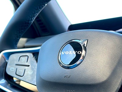 2025 Volvo EX90 Twin Motor Performance Ultra 6-Seater