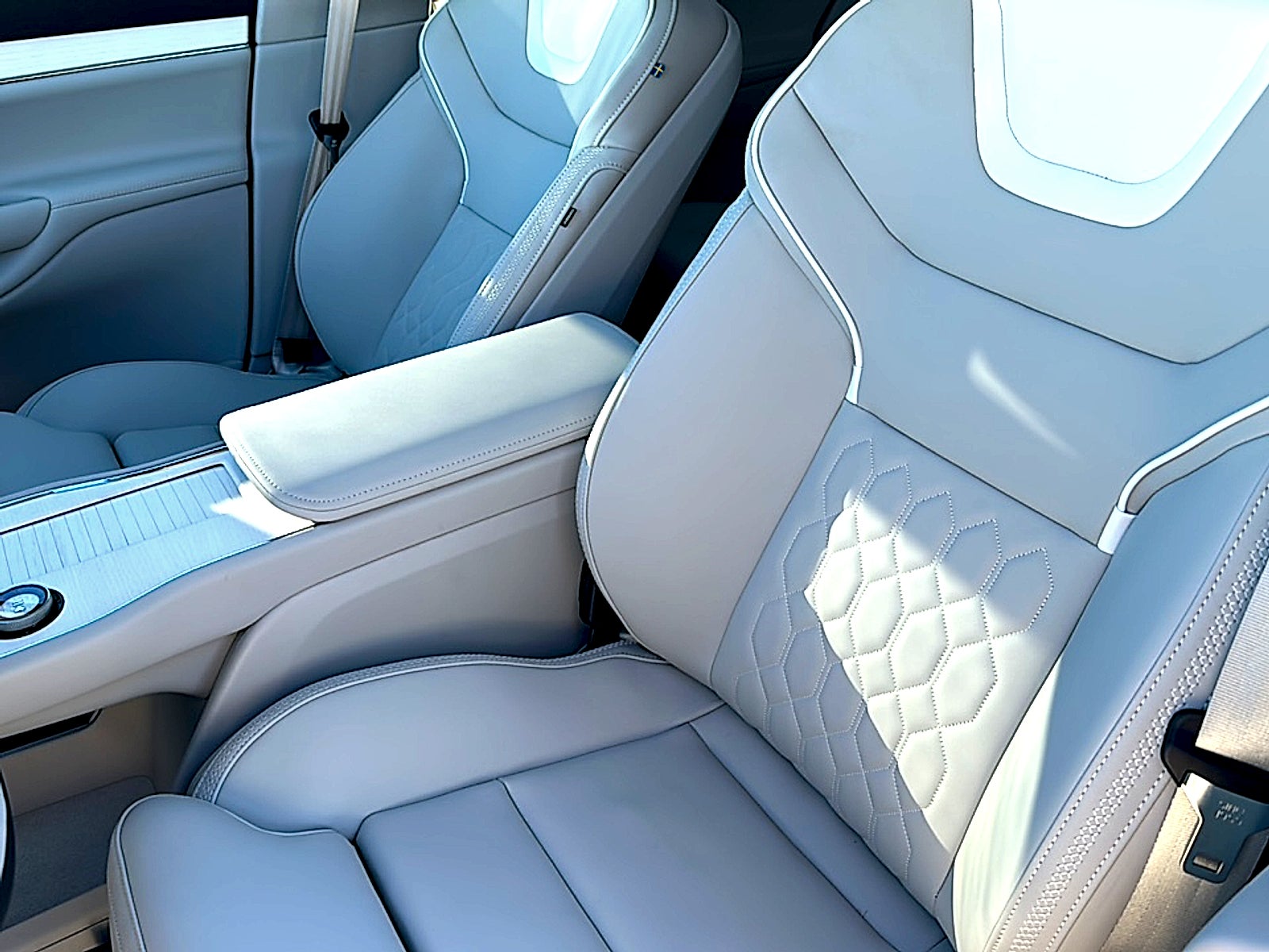 2025 Volvo EX90 Twin Motor Ultra