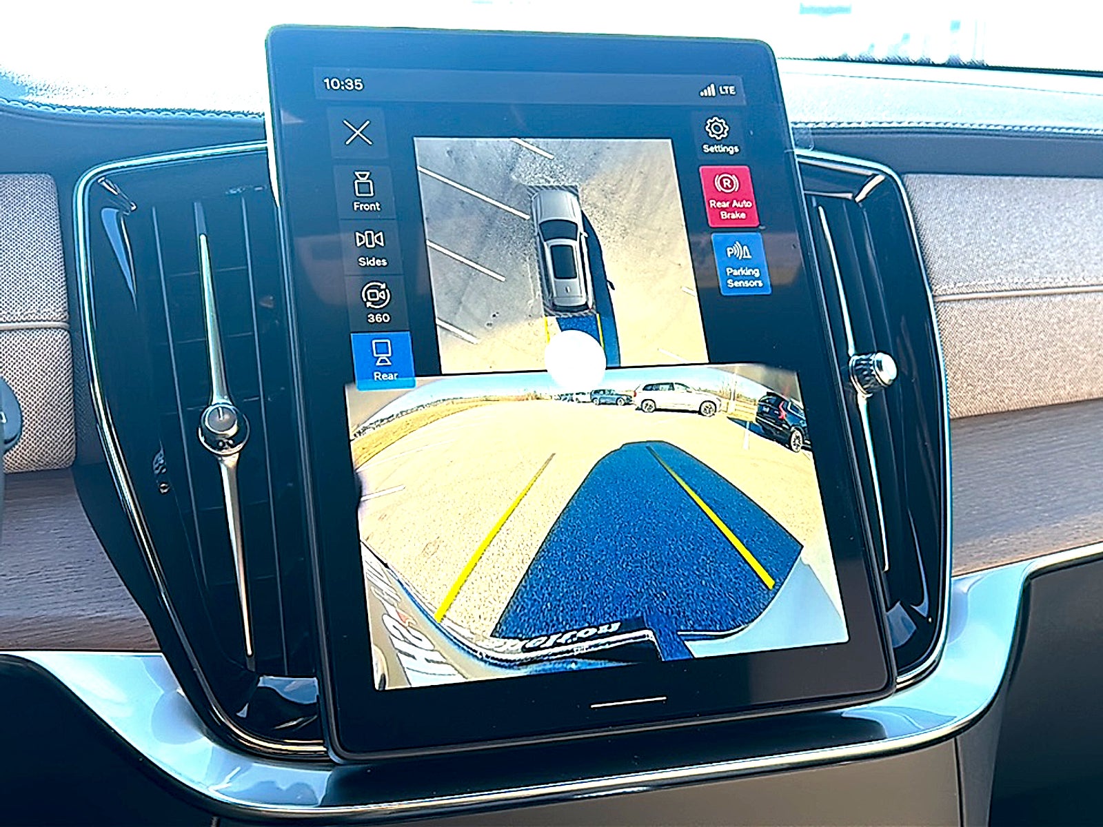 2026 Volvo XC90 Plus, B6 AWD Gas (mild hybrid), Gasoline, Bright, 7 Seats