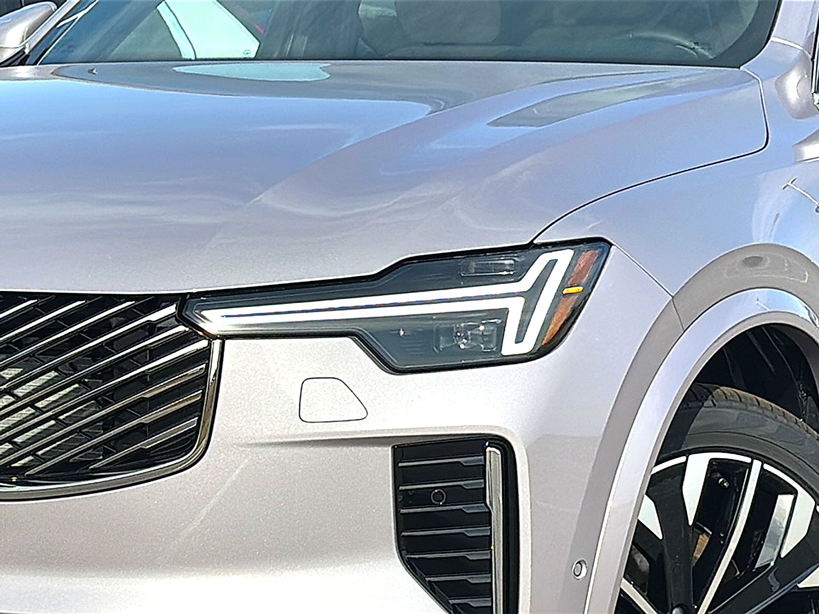 2026 Volvo XC90 Plus, B6 AWD Gas (mild hybrid), Gasoline, Bright, 7 Seats