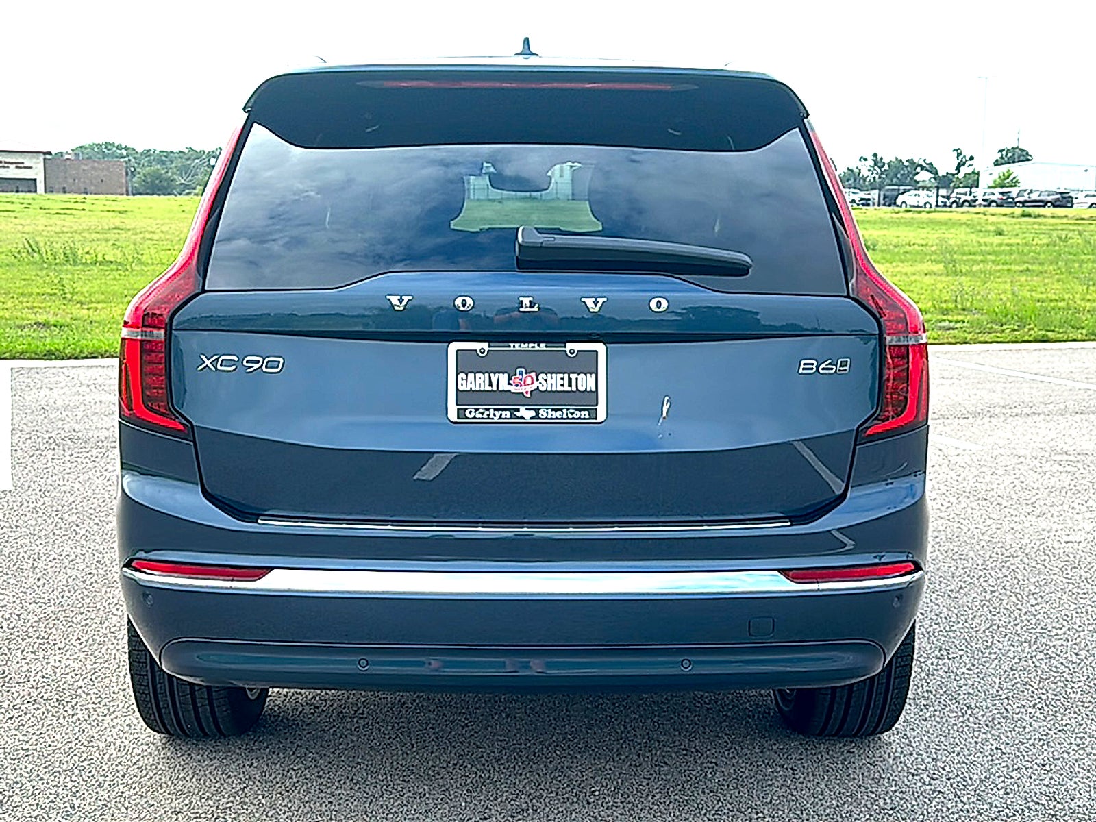 2026 Volvo XC90 B6 Plus 7-Seater