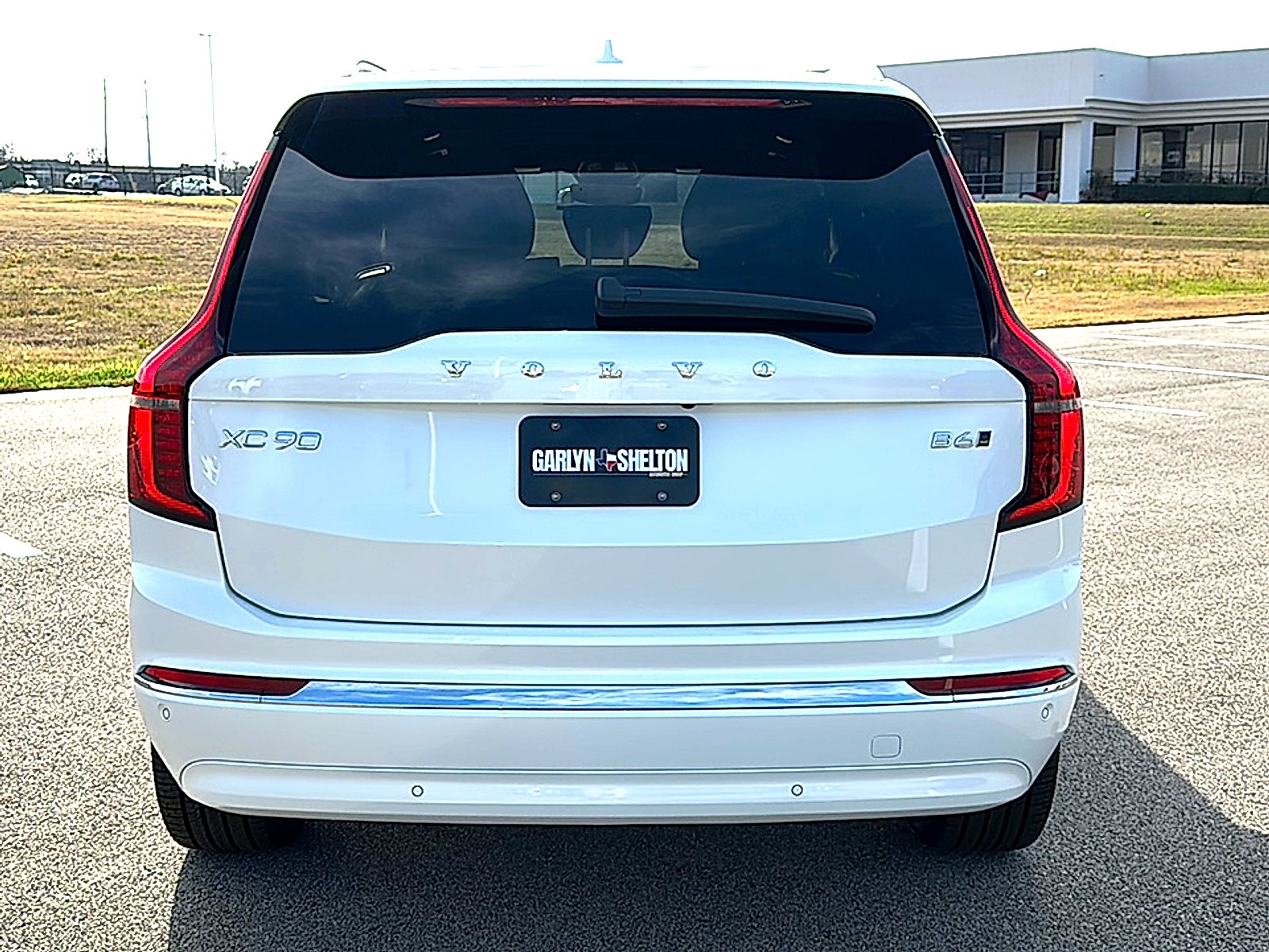 2026 Volvo XC90 Plus, B6 AWD Gas (mild hybrid), Gasoline, Bright, 7 Seats