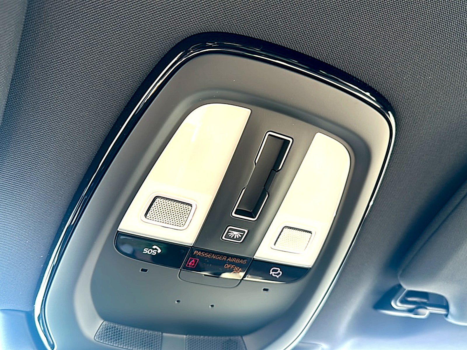 2026 Volvo XC90 Plus, B6 AWD Gas (mild hybrid), Gasoline, Bright, 7 Seats