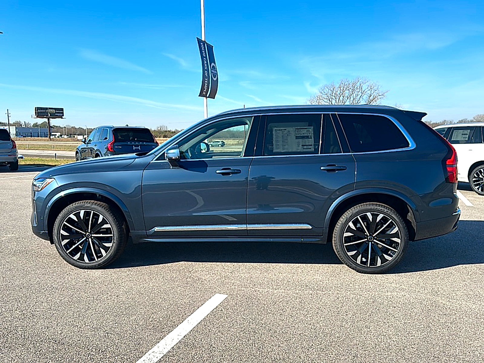 2026 Volvo XC90 Plus, B6 AWD Gas (mild hybrid), Gasoline, Bright, 7 Seats