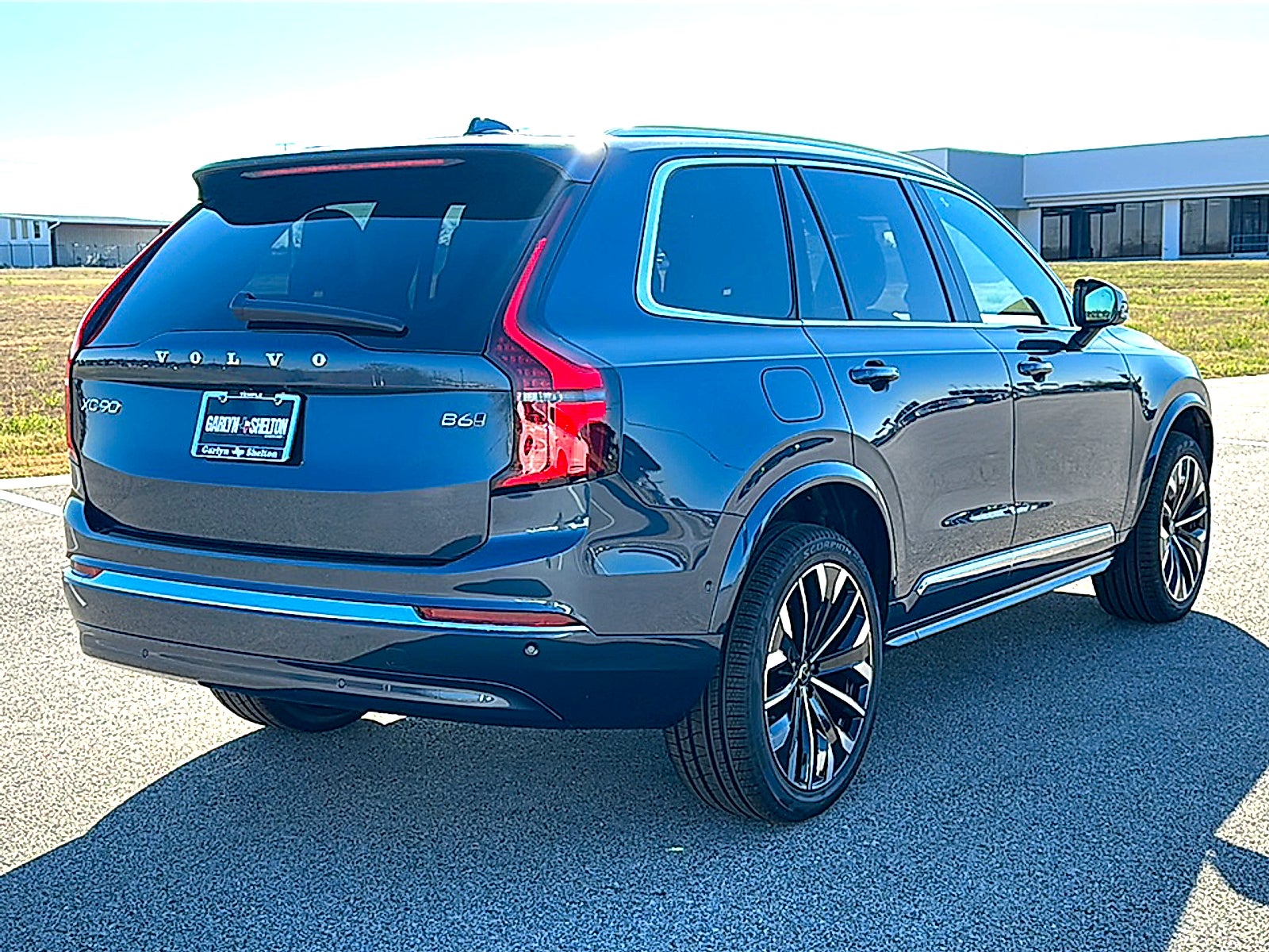 2026 Volvo XC90 Plus, B6 AWD Gas (mild hybrid), Gasoline, Bright, 7 Seats