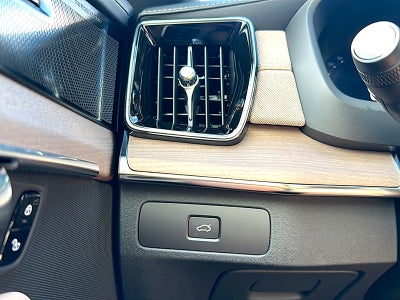 2026 Volvo XC90 Plus, B6 AWD Gas (mild hybrid), Gasoline, Bright, 7 Seats