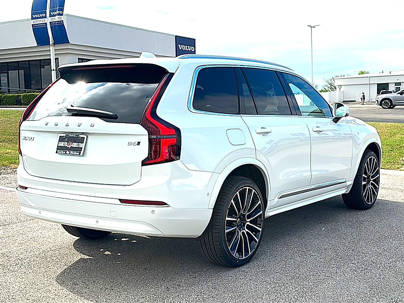 2026 Volvo XC90 Plus, B6 AWD Gas (mild hybrid), Gasoline, Bright, 7 Seats