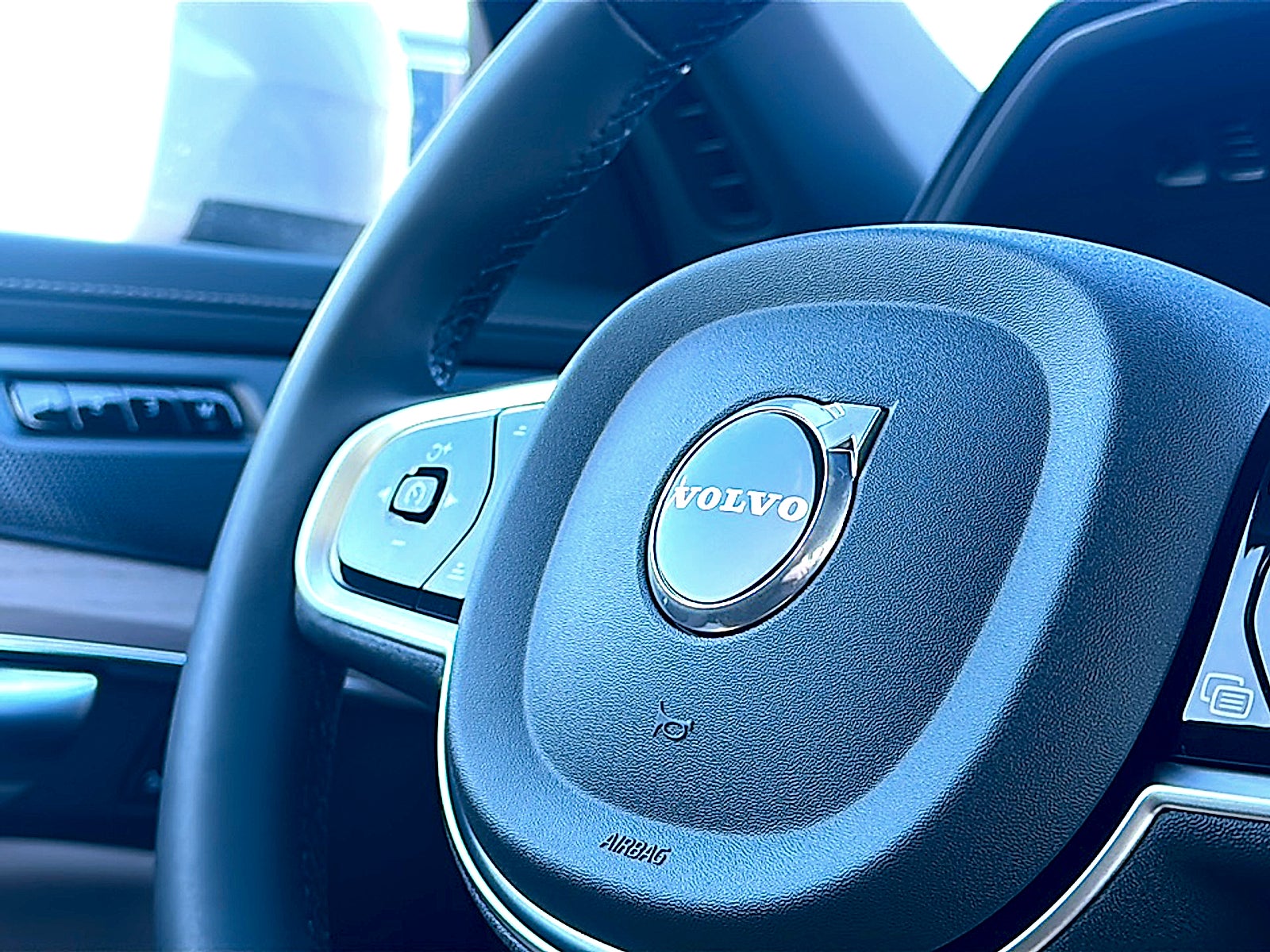 2026 Volvo XC90 B6 Plus 7-Seater