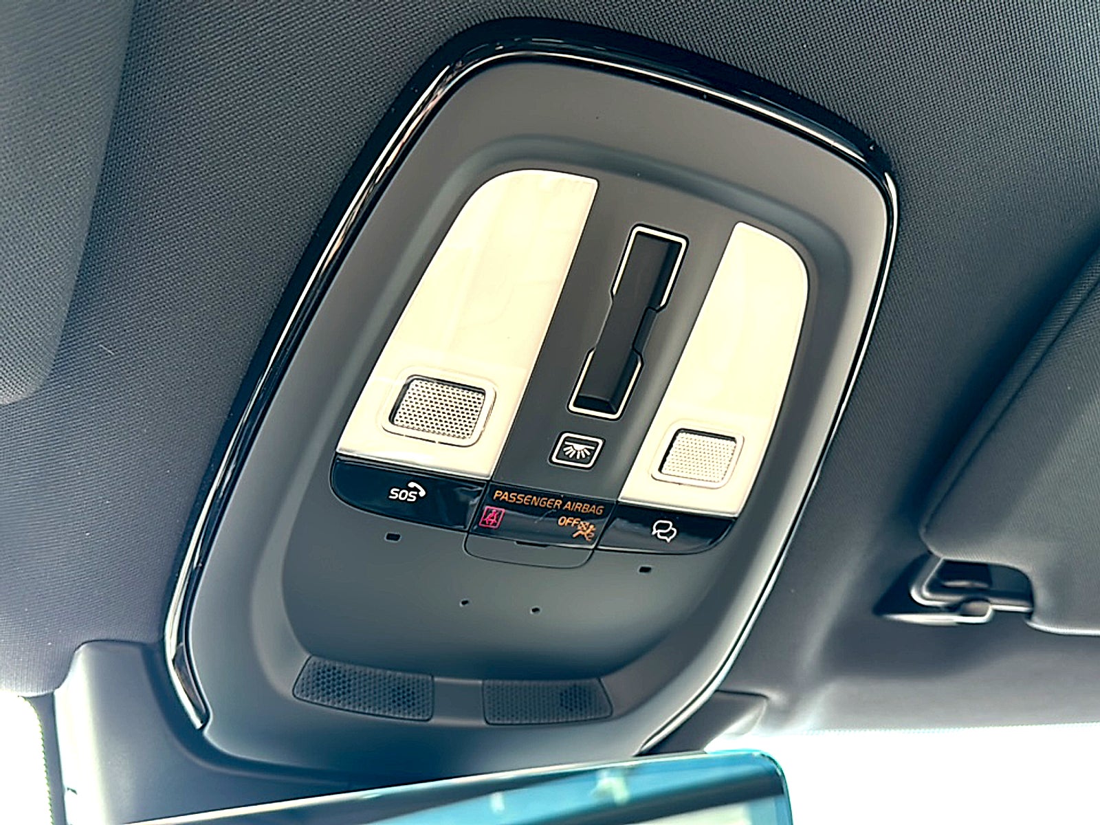 2026 Volvo XC90 Ultra, B6 AWD Gas (mild hybrid), Gasoline, Bright, 7 Seats