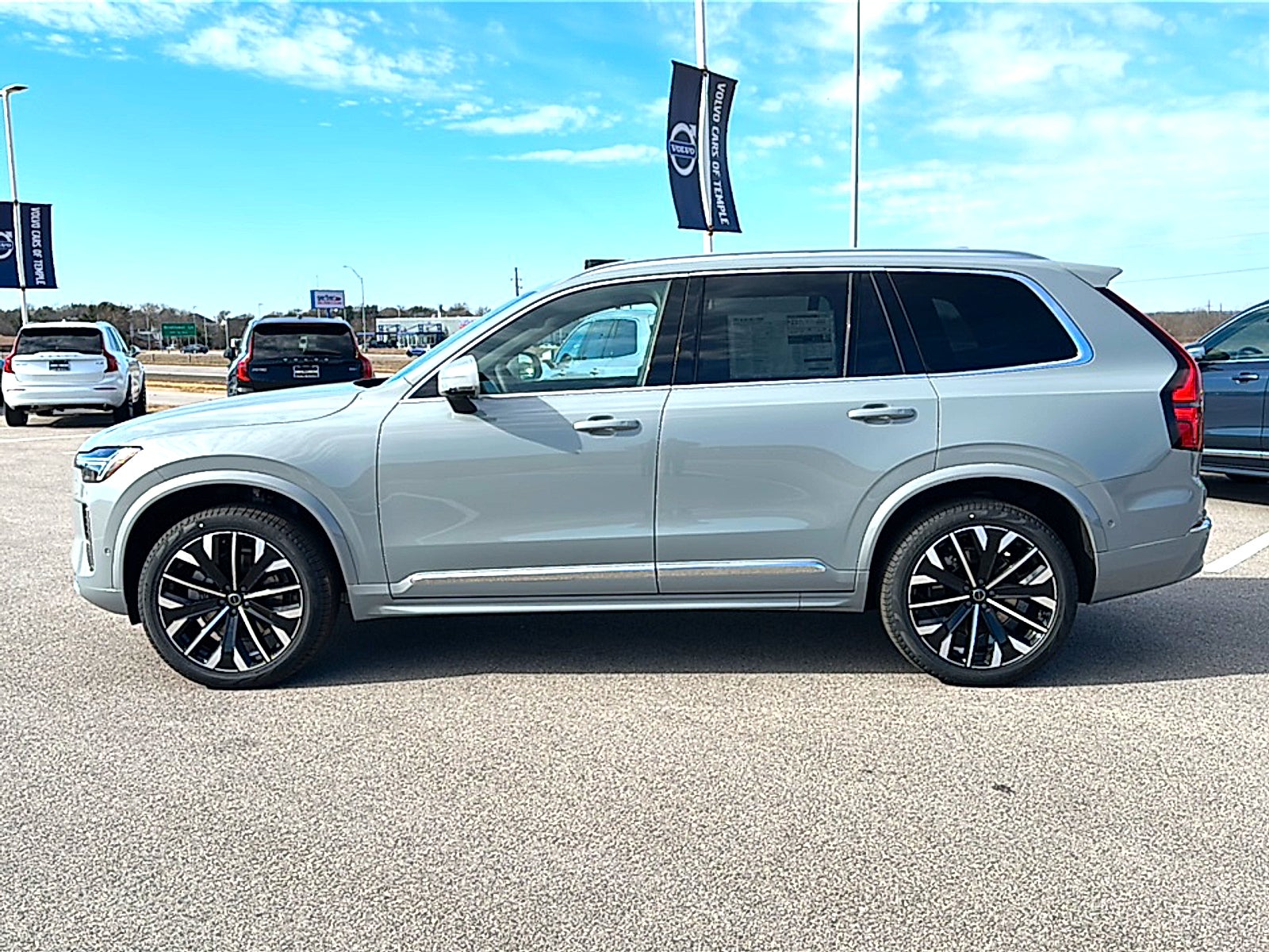 2026 Volvo XC90 Ultra, B6 AWD Gas (mild hybrid), Gasoline, Bright, 7 Seats