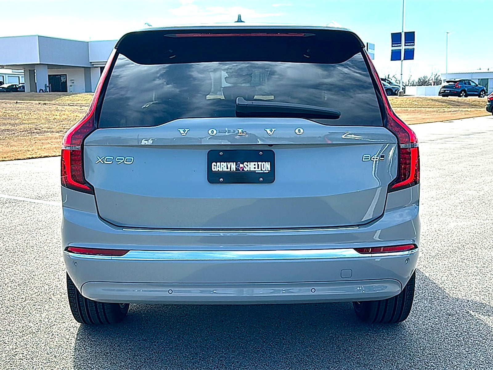 2026 Volvo XC90 Ultra, B6 AWD Gas (mild hybrid), Gasoline, Bright, 7 Seats