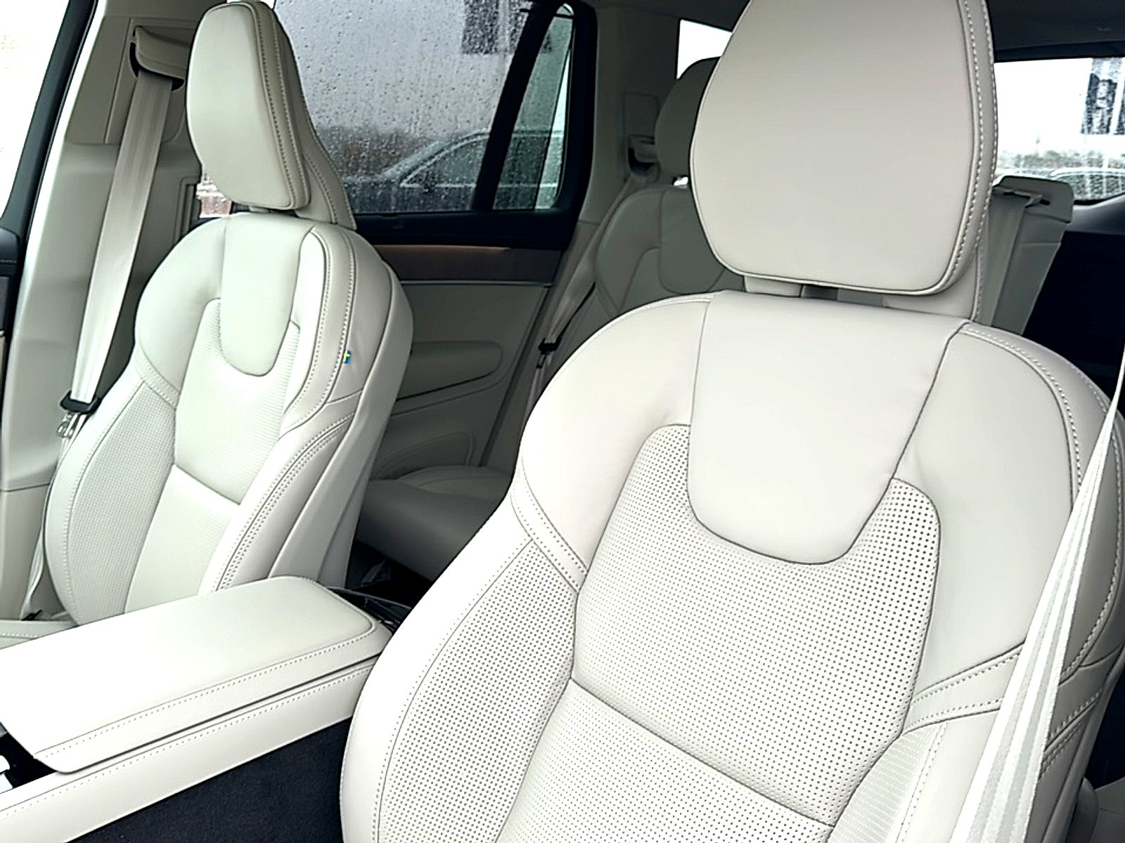 2026 Volvo XC90 B6 Ultra 7-Seater