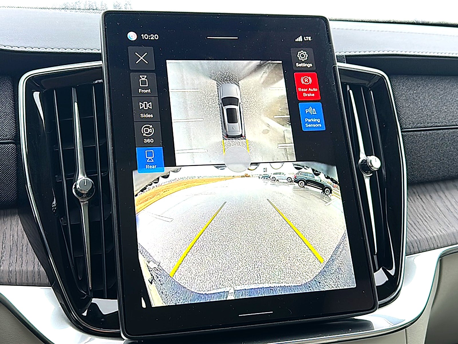 2026 Volvo XC90 B6 Ultra 7-Seater