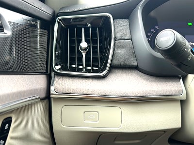 2026 Volvo XC90 B6 Ultra 7-Seater