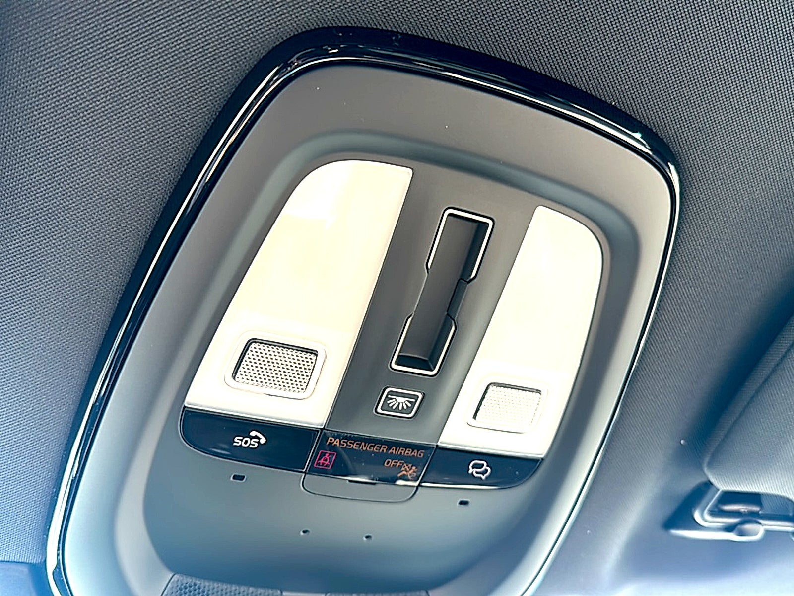 2026 Volvo XC90 Ultra, B6 AWD Gas (mild hybrid), Gasoline, Bright, 7 Seats