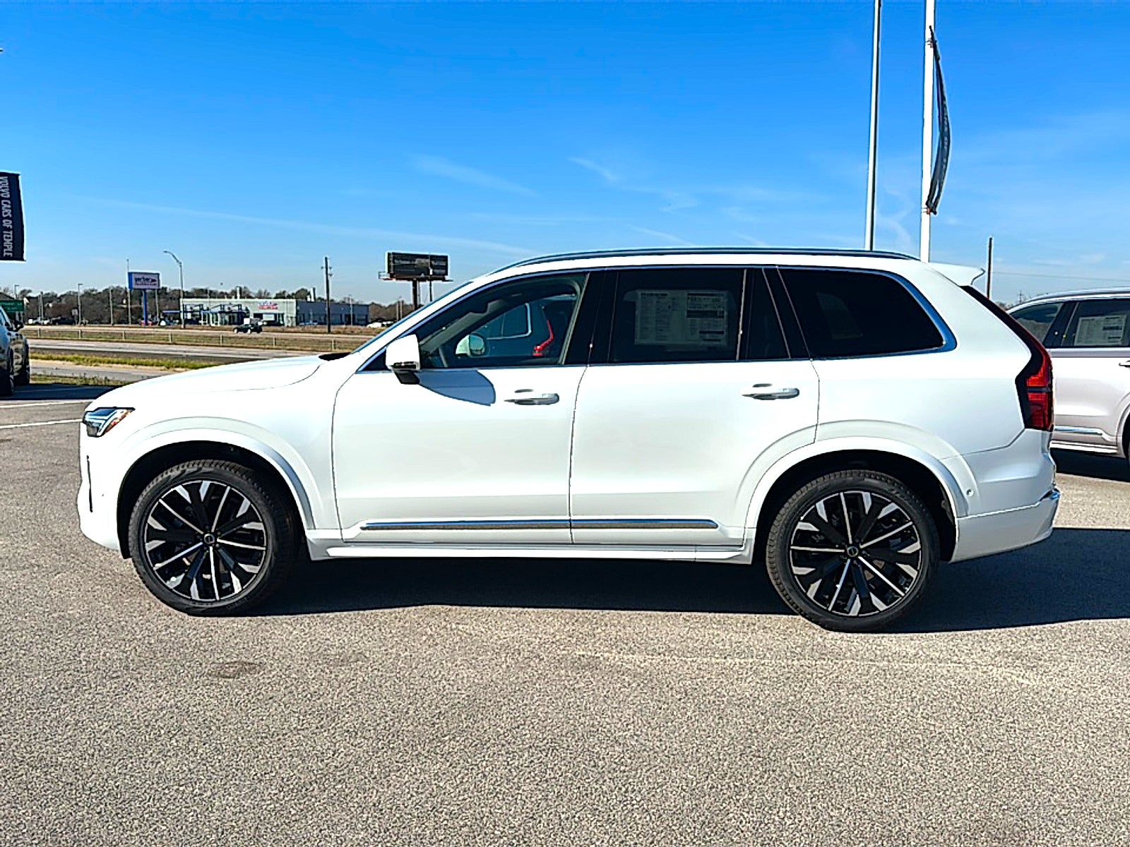 2026 Volvo XC90 Ultra, B6 AWD Gas (mild hybrid), Gasoline, Bright, 7 Seats