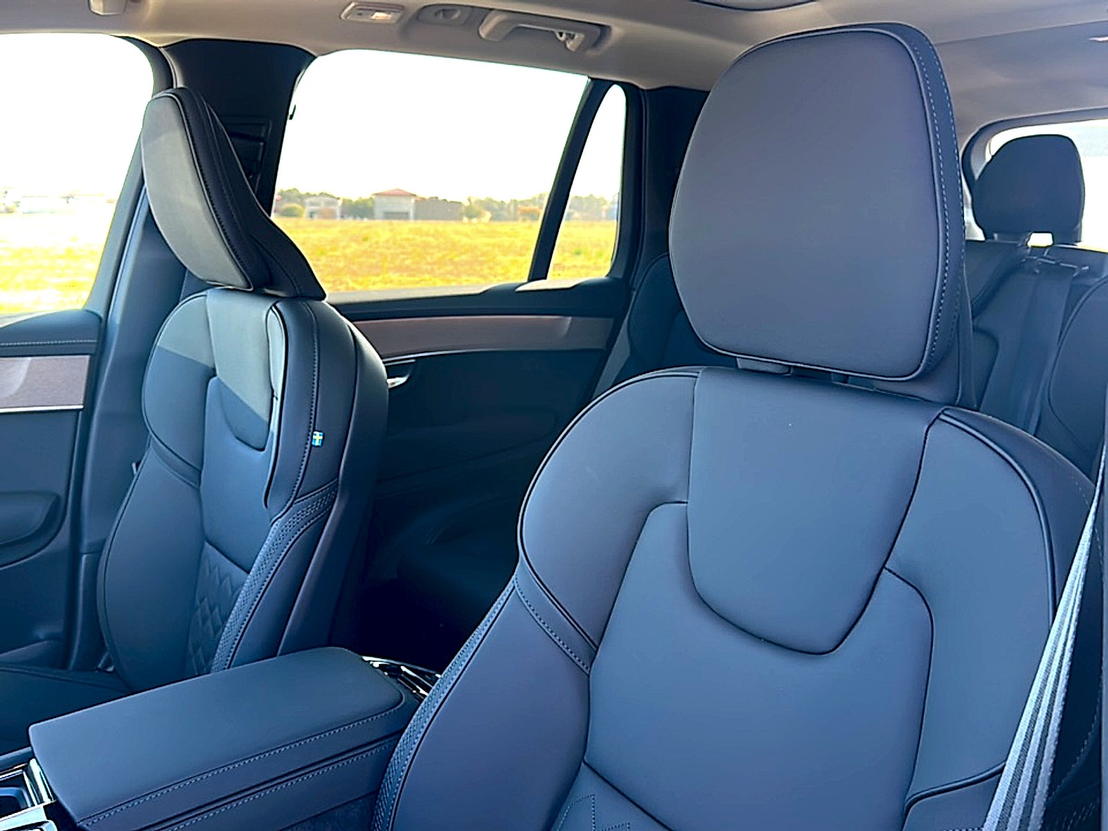 2026 Volvo XC90 B6 Core