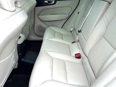 2024 Volvo XC60 Recharge Plug-In Hybrid T8 Plus Dark Theme