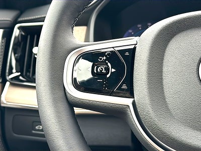 2025 Volvo XC90 Plug-In Hybrid T8 Ultra 6-Seater