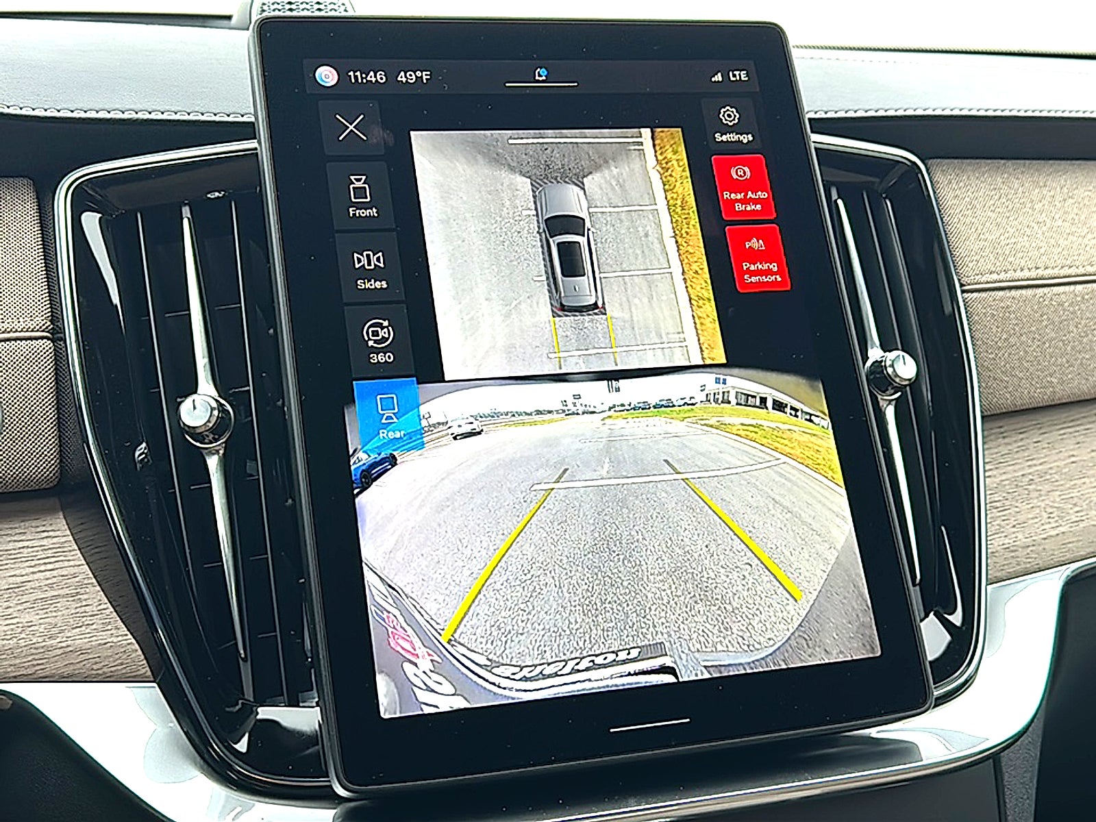 2025 Volvo XC90 Plug-In Hybrid T8 Ultra 6-Seater