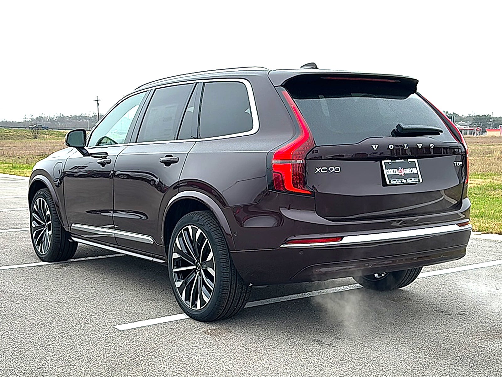 2025 Volvo XC90 Plug-In Hybrid T8 Ultra 6-Seater