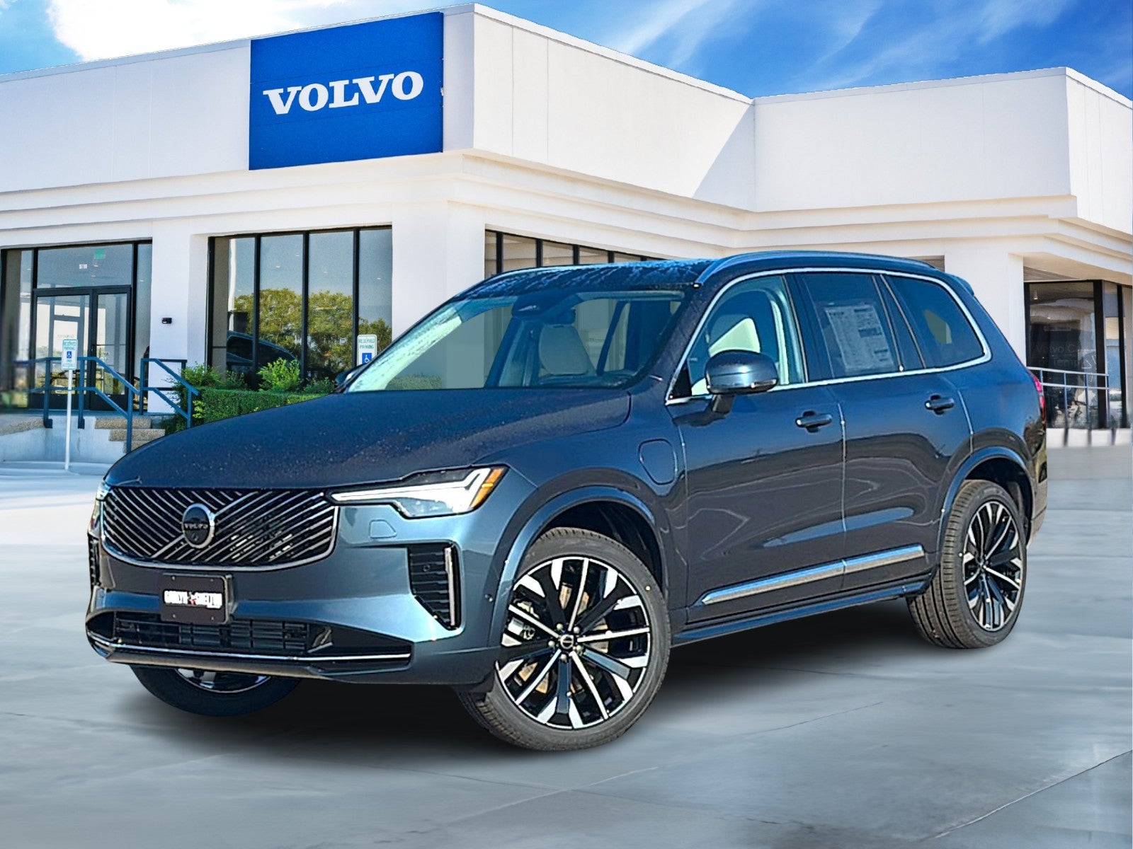 2026 Volvo XC90 Plug-In Hybrid T8 Ultra 7-Seater