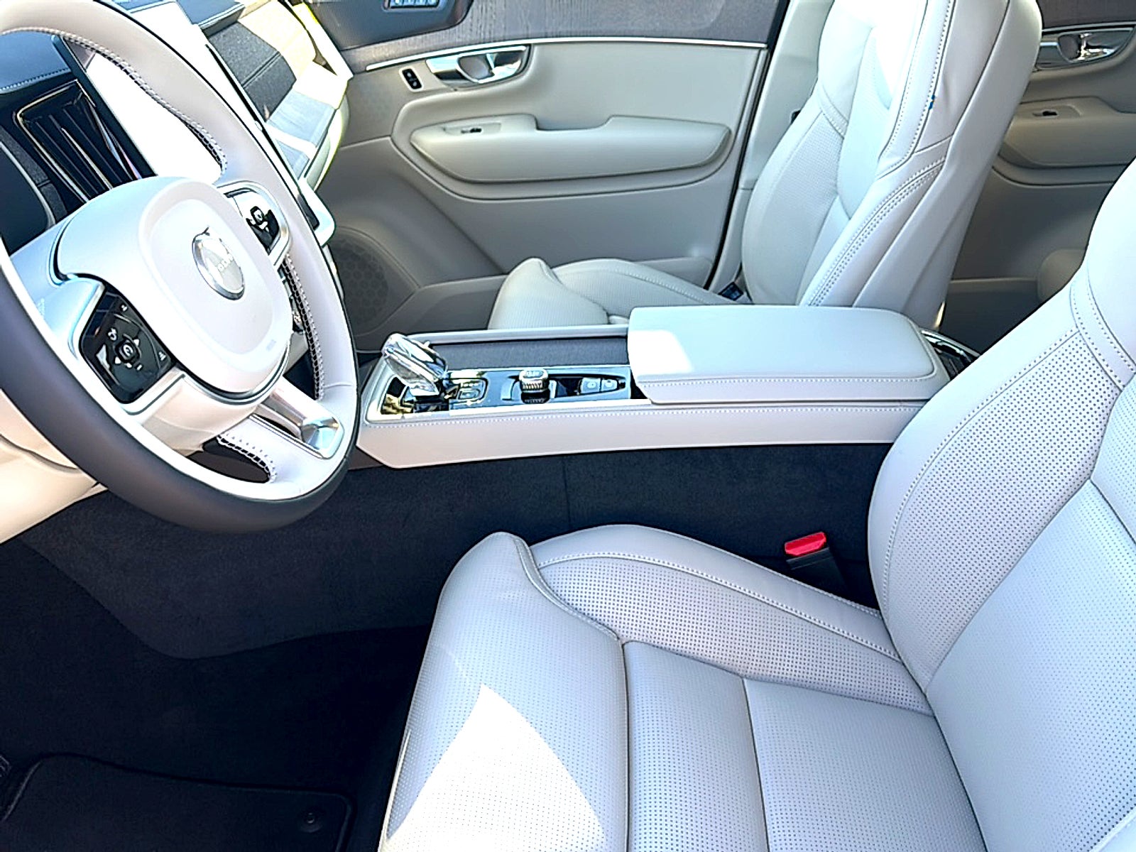 2026 Volvo XC90 Plug-In Hybrid T8 Ultra 7-Seater