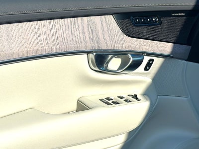 2026 Volvo XC90 Plug-In Hybrid T8 Ultra 7-Seater