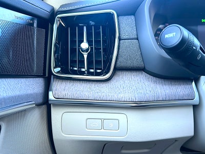 2026 Volvo XC90 Plug-In Hybrid T8 Ultra 7-Seater