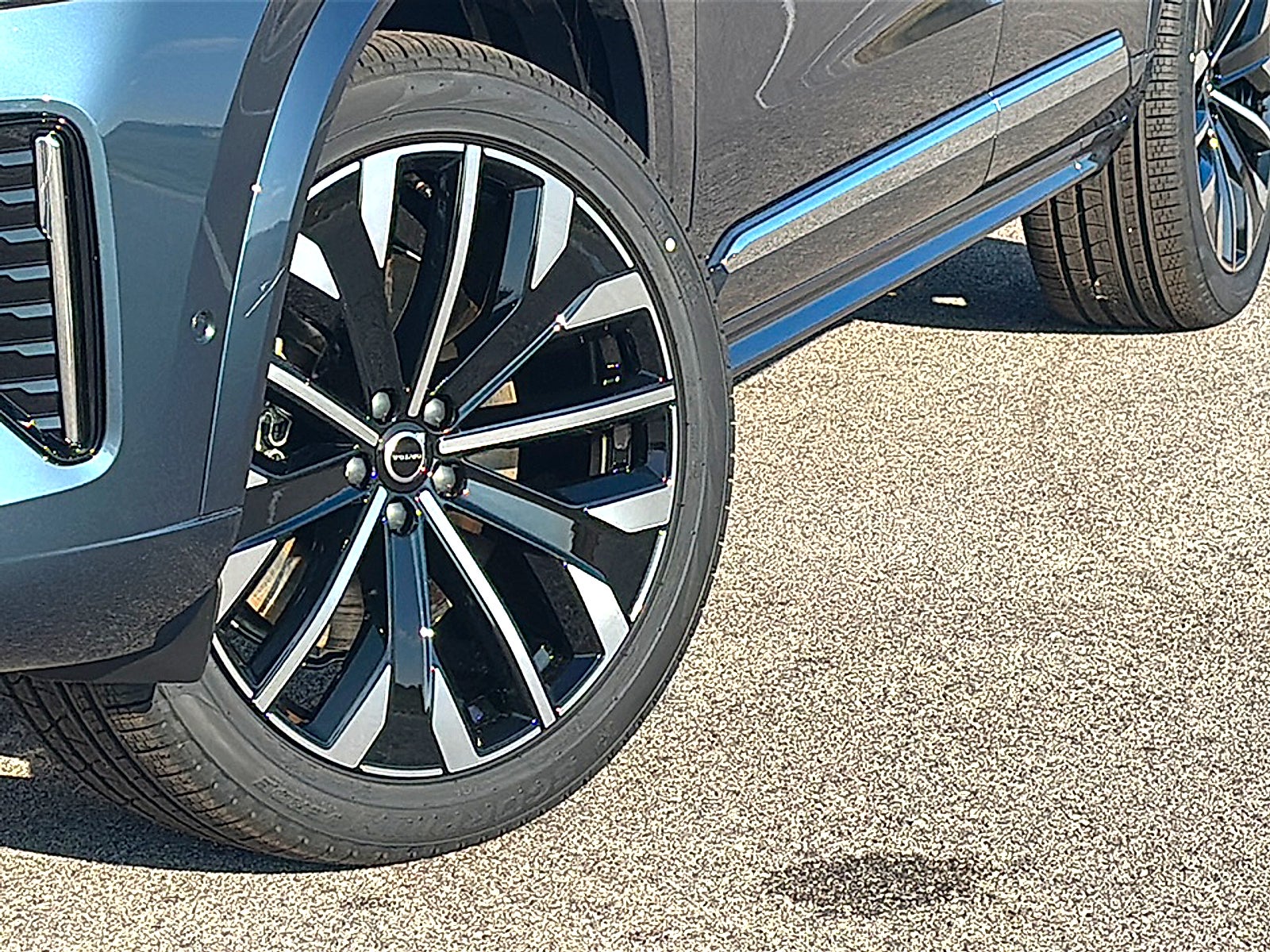 2026 Volvo XC90 Plug-In Hybrid T8 Ultra 7-Seater