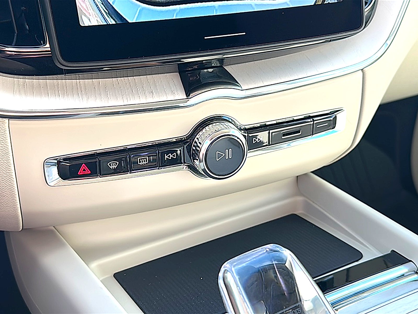 2026 Volvo XC60 Plug-In Hybrid T8 Ultra