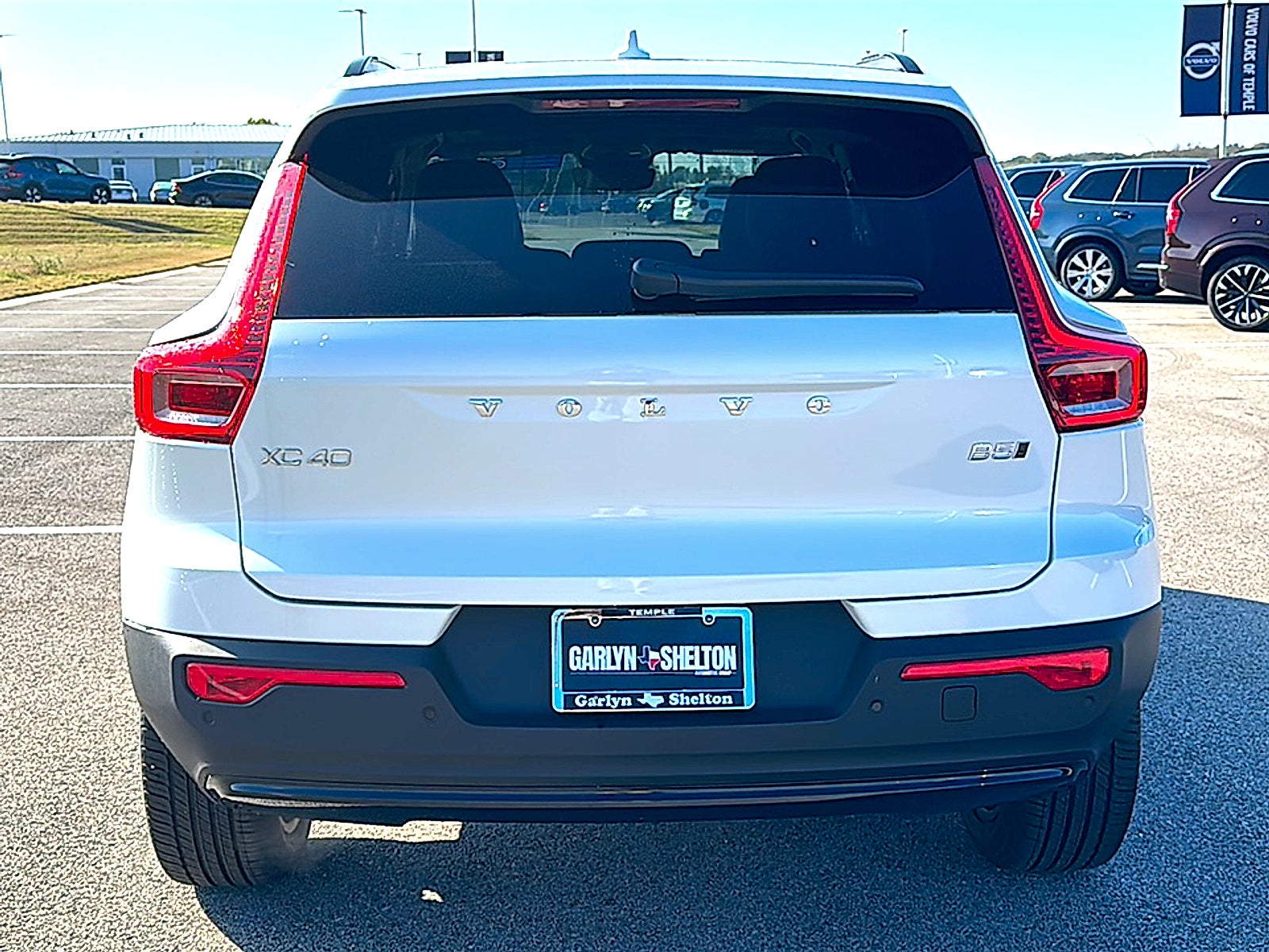 2026 Volvo XC40 B5 Plus