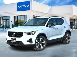 2026 Volvo XC40 Plus, B5 AWD Gas (mild hybrid), Dark
