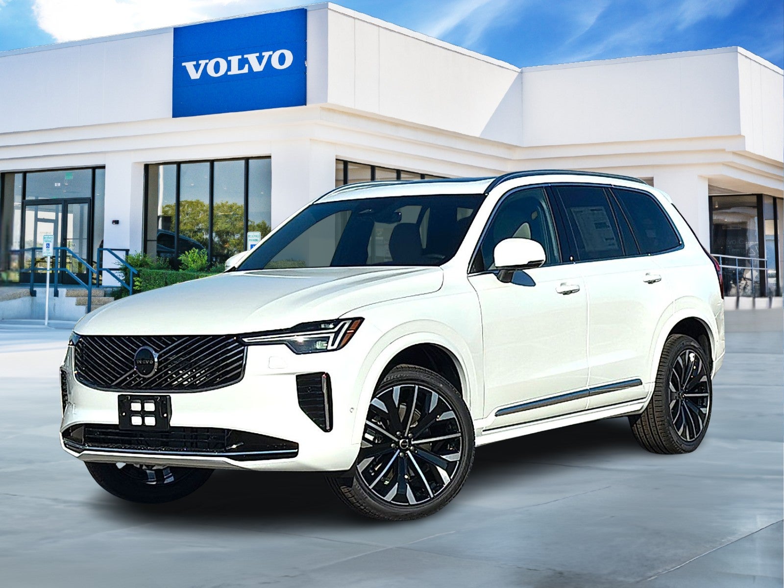 2026 Volvo XC90 Plus, B5 AWD Gas (mild hybrid), Gasoline, Bright, 7 Seats