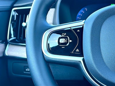 2026 Volvo XC90 Plus, B5 AWD Gas (mild hybrid), Gasoline, Bright, 7 Seats