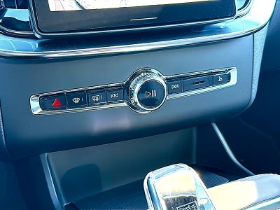 2026 Volvo XC90 Plus, B5 AWD Gas (mild hybrid), Gasoline, Bright, 7 Seats