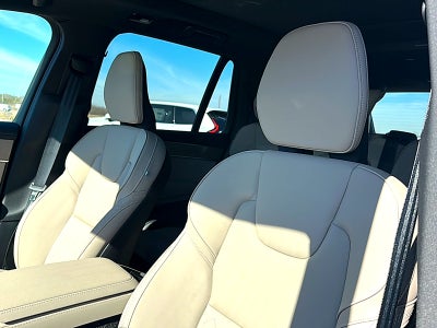 2026 Volvo XC90 Core, B5 AWD Gas (mild hybrid), Gasoline, Bright, 7 Seats