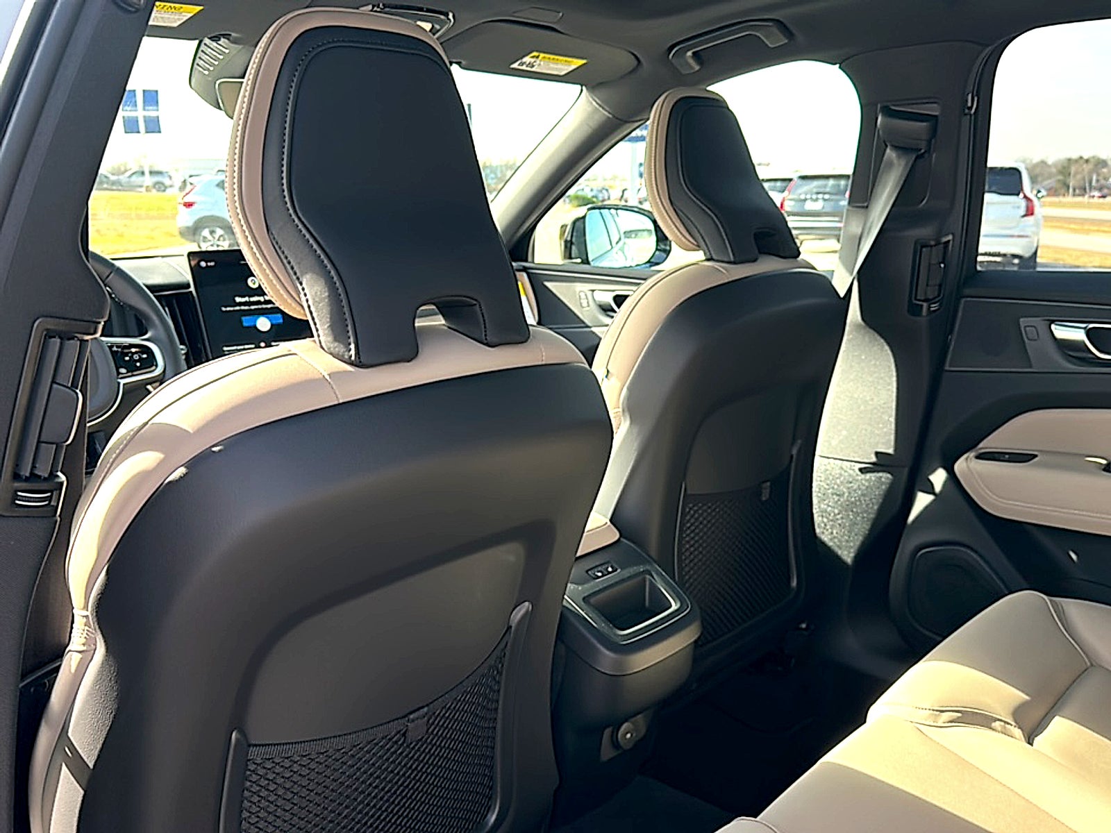 2026 Volvo XC60 B5 Plus