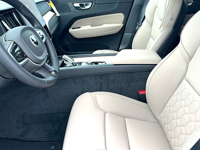 2026 Volvo XC60 B5 Core