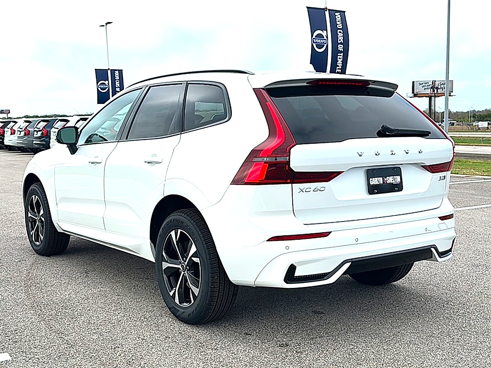 2026 Volvo XC60 B5 Core
